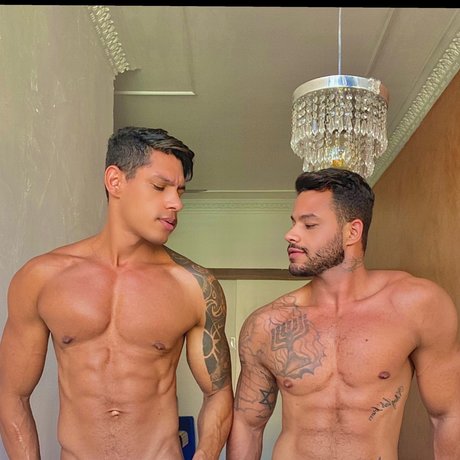 Naken lekkede OnlyFans-bilde av Couple Urban Xxl