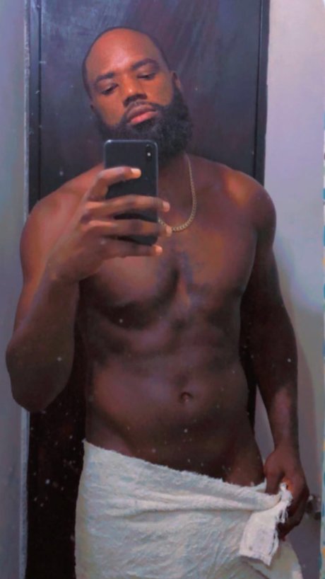 Naken lekkede OnlyFans-bilde av Naxel Big