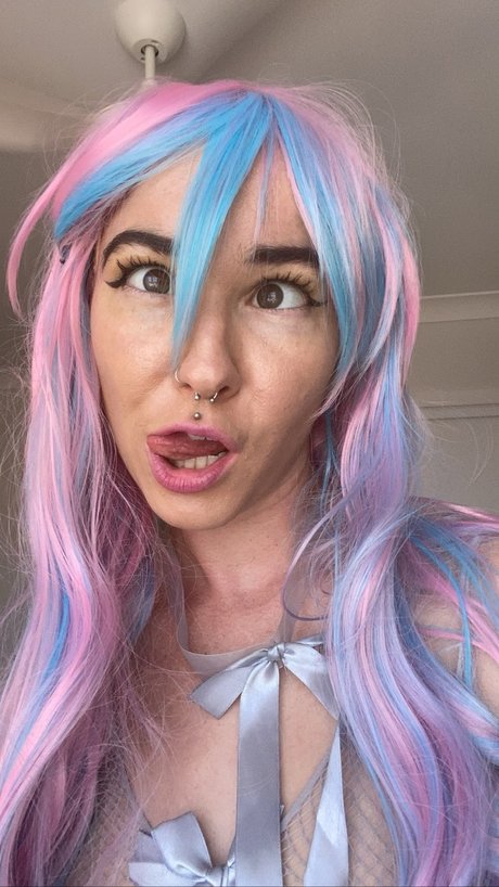 Foto nua vazada do OnlyFans de Naughty Ester