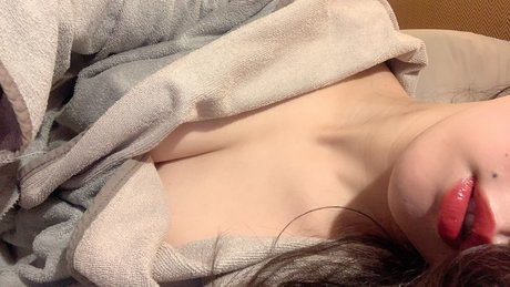 Nahá fotka uniklých OnlyFans od Ayame Bernard