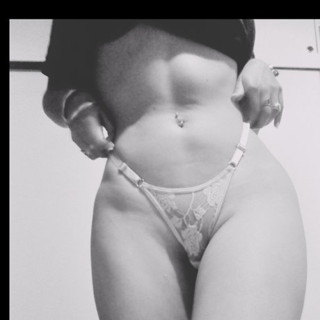 Nahá fotka uniklých OnlyFans od Mica