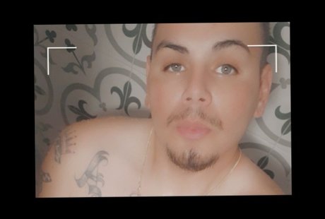 Naken lekkede OnlyFans-bilde av Joeangel 