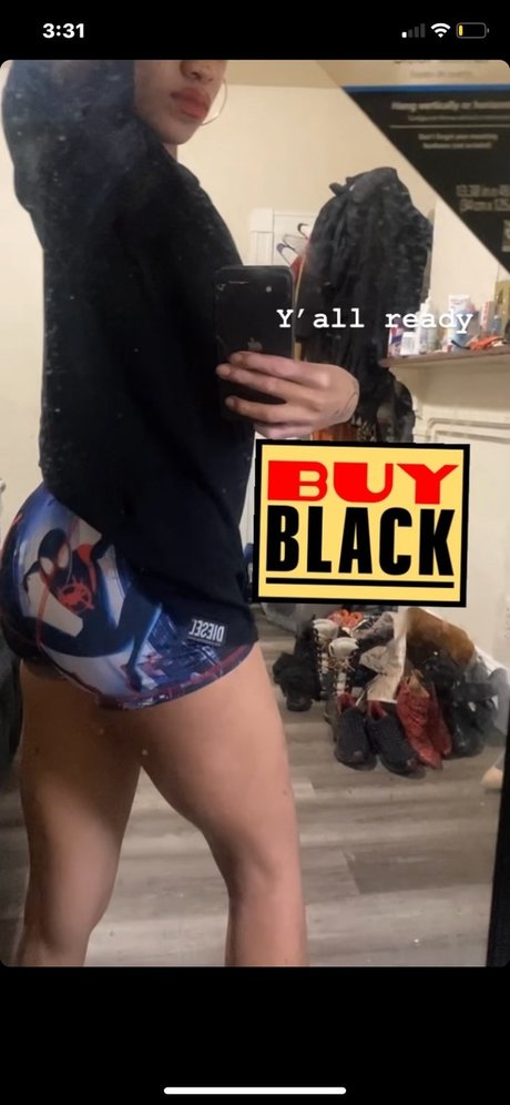 Foto nua vazada do OnlyFans de Beautlcgains