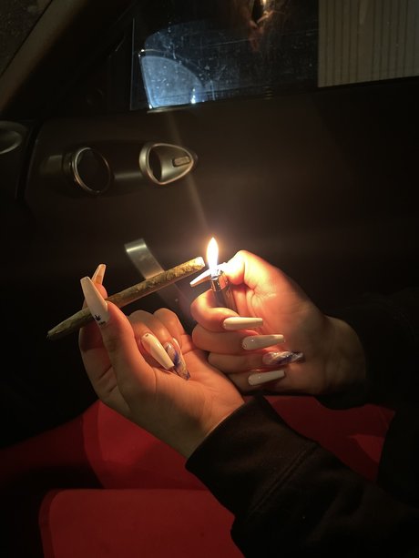 Alaston vuotanut OnlyFans-kuva B