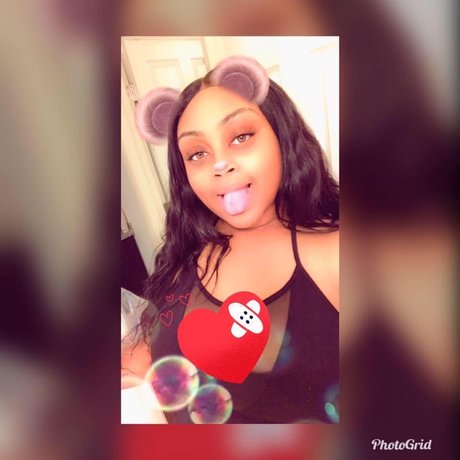 Naken lekkede OnlyFans-bilde av Hazel Eyed Beauty 