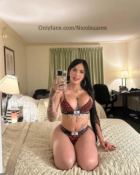 Naken lekkede OnlyFans-bilde av Nicol Alexandra Suares 