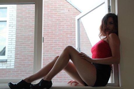 Naken lekkede OnlyFans-bilde av Nina Estia