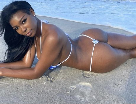 Foto nua vazada do OnlyFans de Nikki Smixx