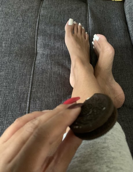 Pujaprettyfeet