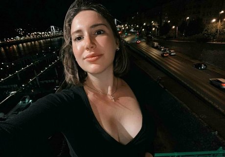 Alenavipfox OnlyFans 유출 누드 사진