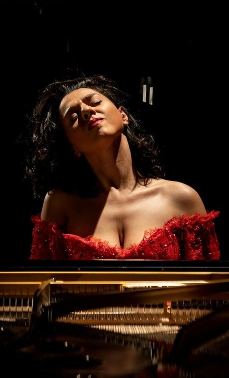 Khatia Buniatishvili  nude leaked OnlyFans photo