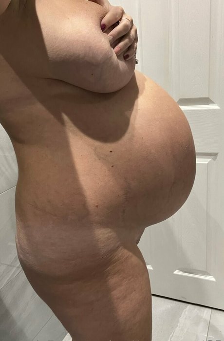 Prettypregnant35