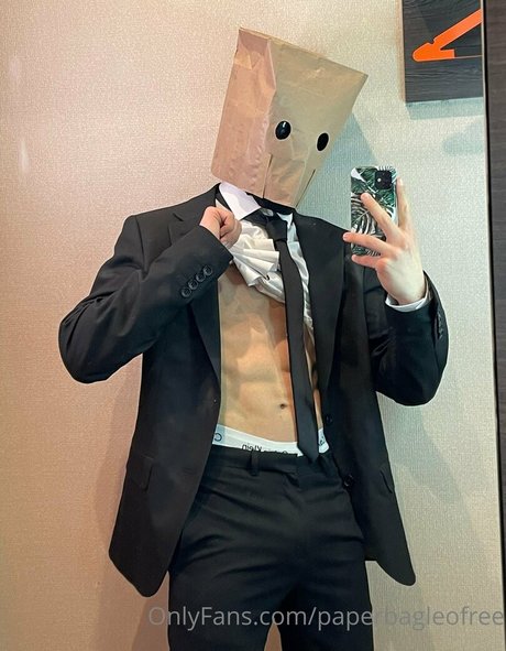 Nahá fotka uniklých OnlyFans od Paperbagfree