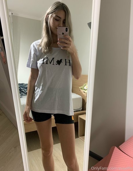 Evaelfie