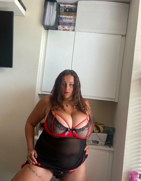 Terrijaneofficial