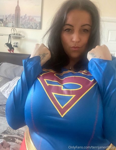 Terrijaneofficial