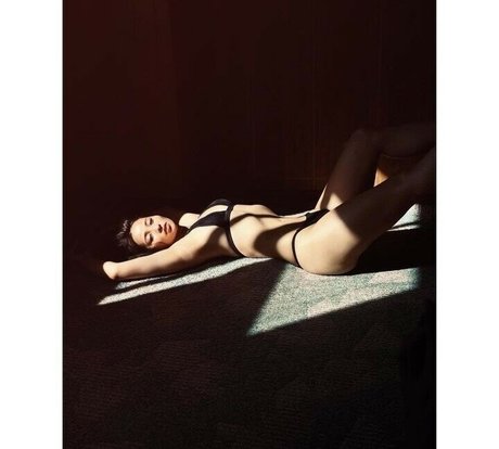 Ayame Misaki OnlyFansリークヌード写真