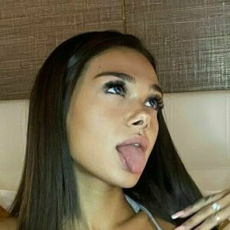 Elisavimercati  nude leaked OnlyFans photo