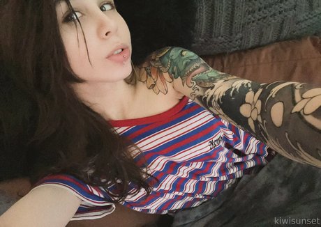Nahá fotka uniklých OnlyFans od Kiwisunsetvip
