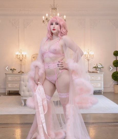 Naken lekkede OnlyFans-bilde av Littlelilylewds