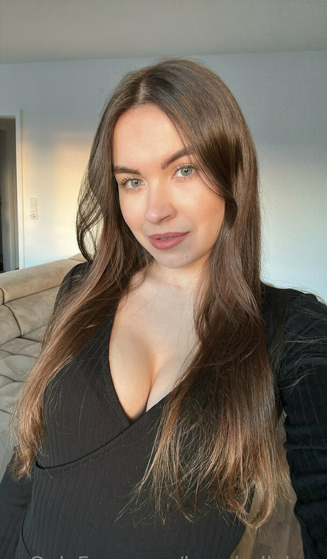 Heychellyhey  nude leaked OnlyFans photo