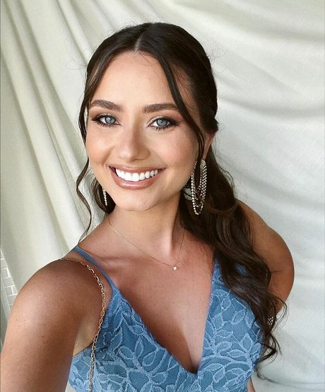 Naken läckt OnlyFans-bild av Camila Bonatelli