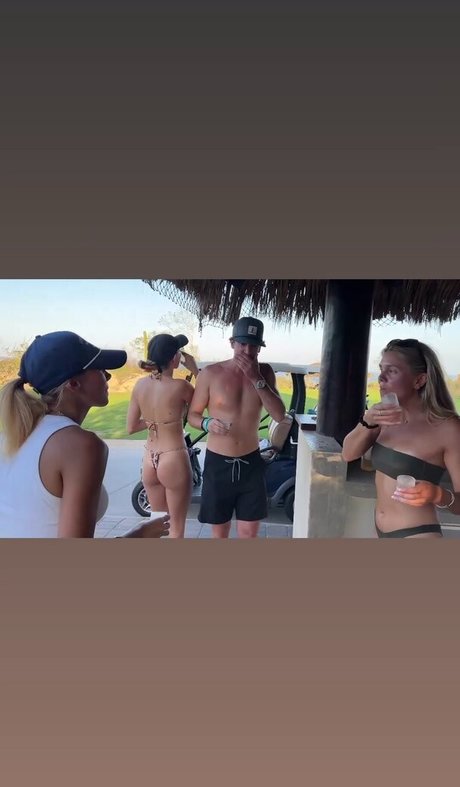 Nahá fotka uniklých OnlyFans od Andrea Wendel