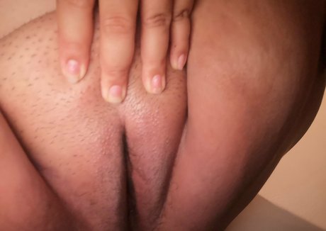 Nacktes geleaktes OnlyFans-Foto von Ameenachubbycutie