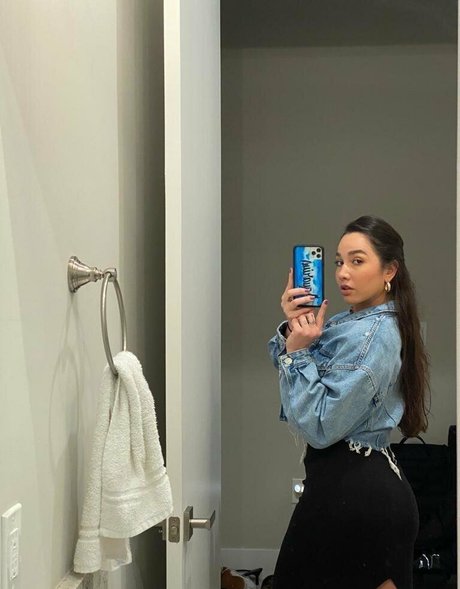 Karleegrey