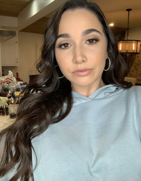 Karleegrey
