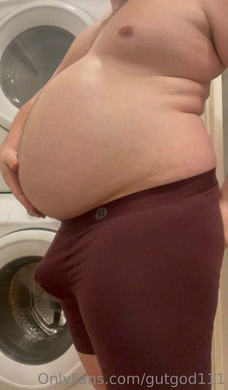 Nahá fotka uniklých OnlyFans od Gutgod111