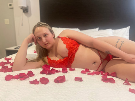 Naken lekkede OnlyFans-bilde av Amanda