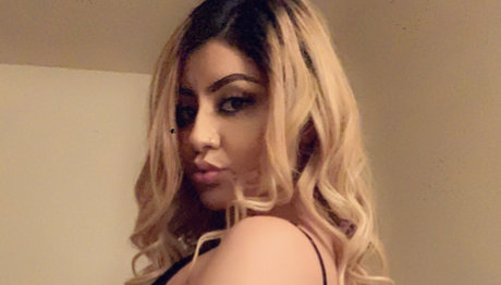Naken läckt OnlyFans-bild av 