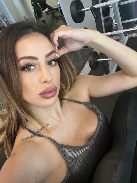 Naken lekkede OnlyFans-bilde av Superviziata