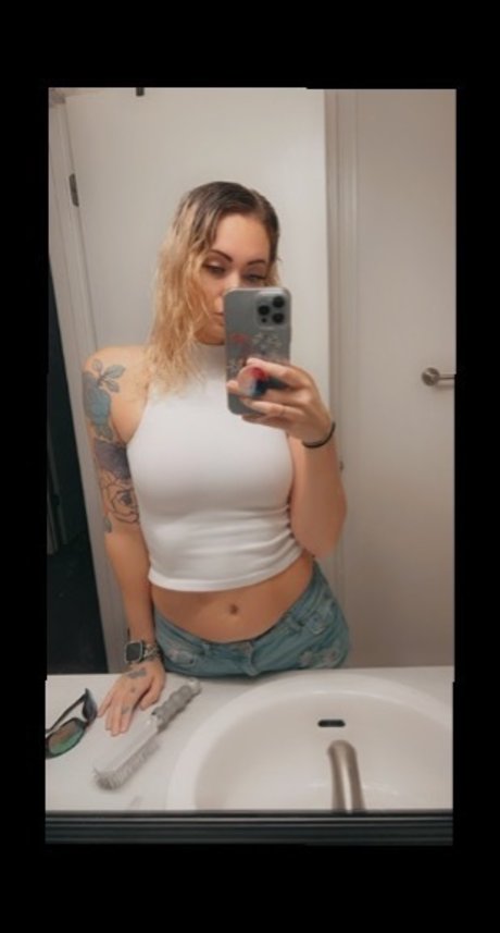 Noelle Ates
