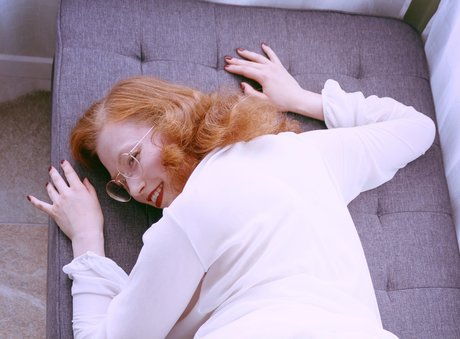 Naken lekkede OnlyFans-bilde av Alexandra Noir