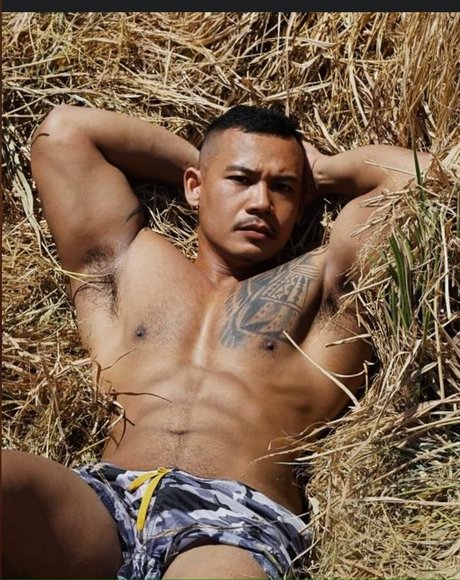 Nahá fotka uniklých OnlyFans od Adityagogoboys