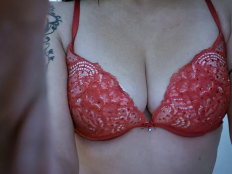 Naken lekkede OnlyFans-bilde av Aliza Sin