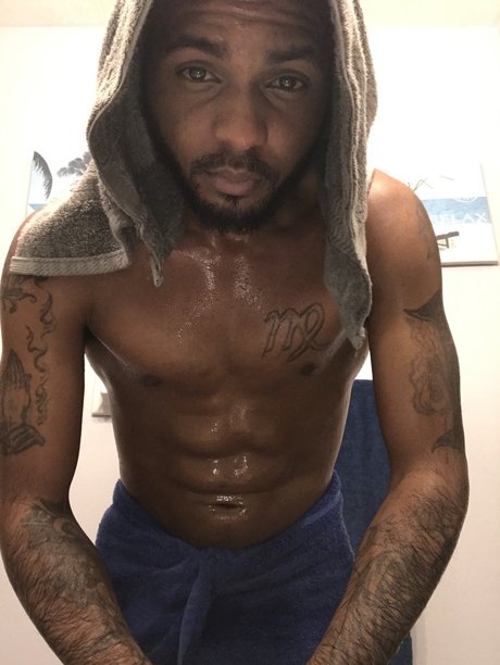 Photo nue de fuite OnlyFans de Domo