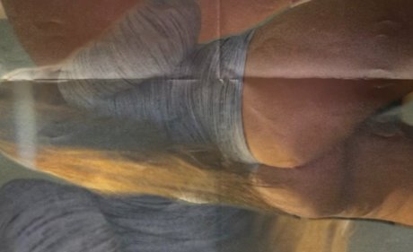 Naken lekkede OnlyFans-bilde av Missleaveastain