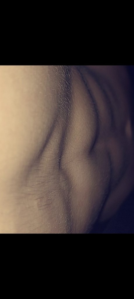 Naken lekkede OnlyFans-bilde av Teenlad