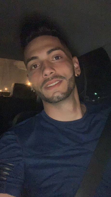 Naken läckt OnlyFans-bild av Frank Santana