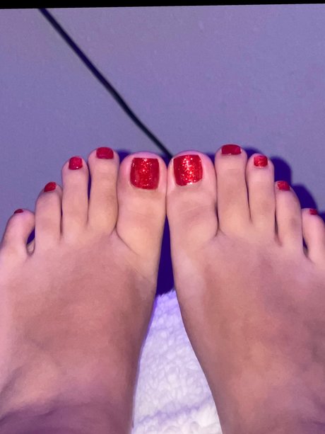 Naken lekkede OnlyFans-bilde av Onlycutefeet