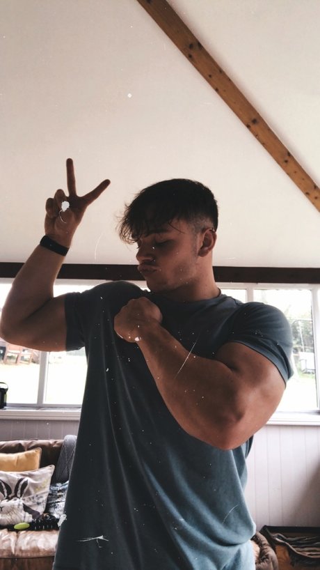 Naken lekkede OnlyFans-bilde av Addsydaddsy55