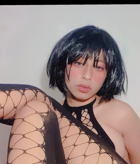 Alaston vuotanut OnlyFans-kuva Abby Hotch