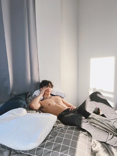 Naken läckt OnlyFans-bild av Oliver Moy
