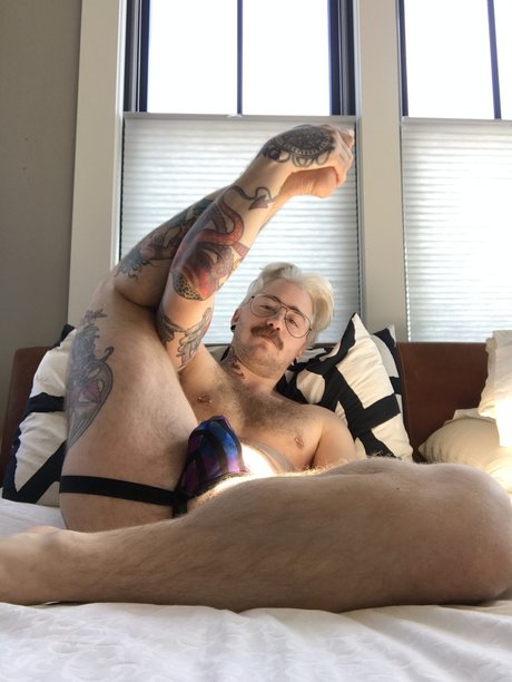 Naken läckt OnlyFans-bild av Otteralex