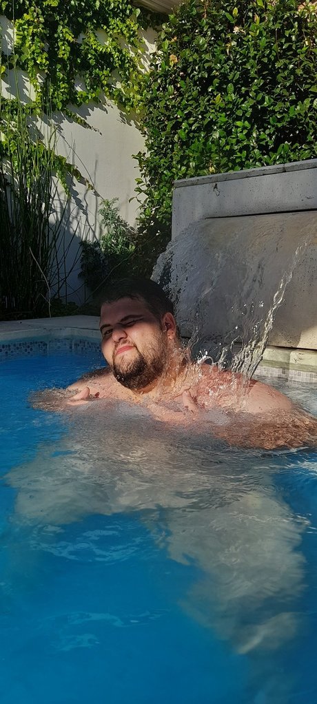 Nahá fotka uniklých OnlyFans od Nicolas