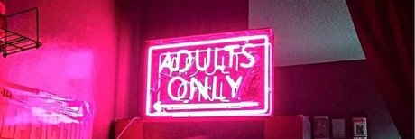 Naken läckt OnlyFans-bild av Oralfixationbaddie