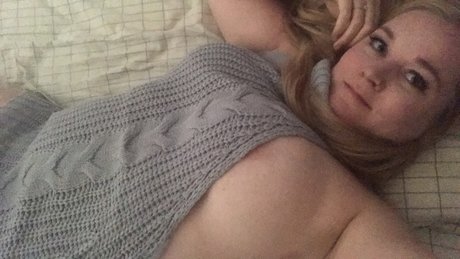 Naken lekkede OnlyFans-bilde av Alice